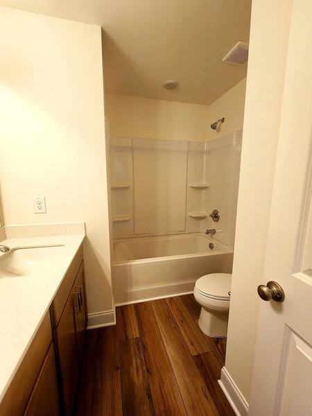 Coliving in Bryson Village - Outer Triangle, Raleigh