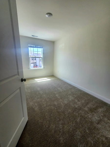 Coliving in Bryson Village - Outer Triangle, Raleigh