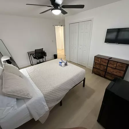 Coliving in Daytona Beach - Outer Orlando, Orlando