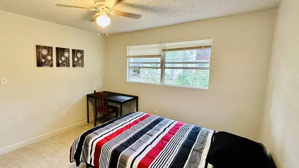 Coliving in Lake Forest - Northside, Jacksonville