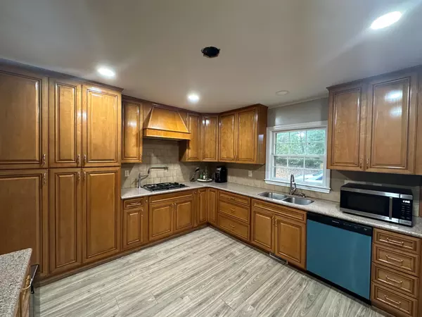 Coliving in Hickory Grove - East Charlotte, Charlotte