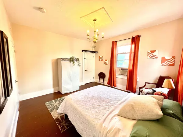 Coliving in West Baltimore - Baltimore Metro Area, Washington DC