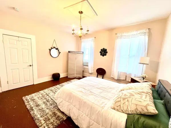 Coliving in West Baltimore - Baltimore Metro Area, Washington DC