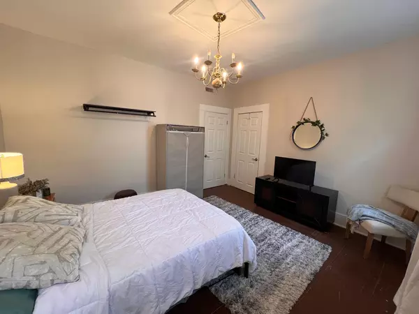 Coliving in West Baltimore - Baltimore Metro Area, Washington DC
