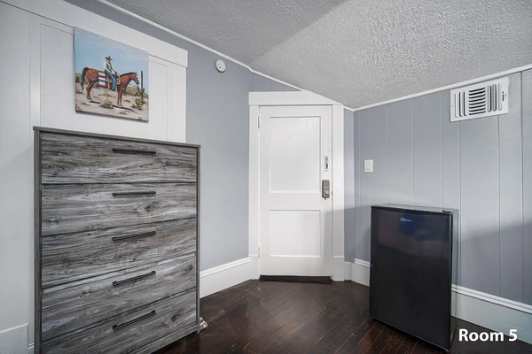 Coliving in College Park JAX - Northside, Jacksonville