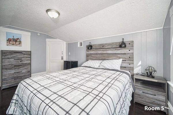 Coliving in College Park JAX - Northside, Jacksonville