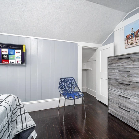 Coliving in College Park JAX - Northside, Jacksonville