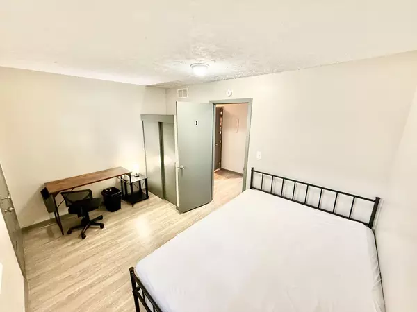 Coliving in Sulphur Springs - North Tampa, Tampa
