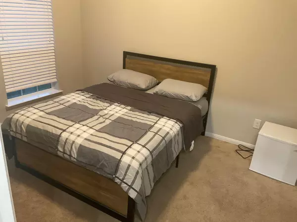 Coliving in Fondren Gardens - Sw Houston, Houston