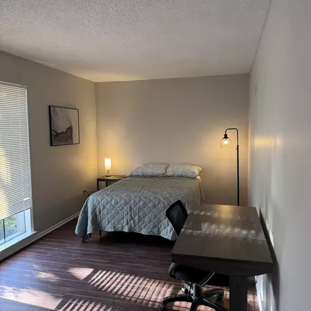 Coliving in Blue Springs - Outer KCMO, Kansas City