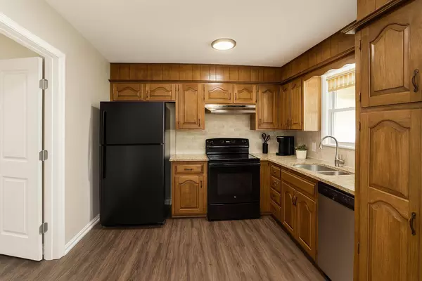 Coliving in Blue Springs - Outer KCMO, Kansas City