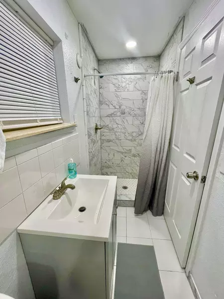 Coliving in Highlands - Northside, Jacksonville