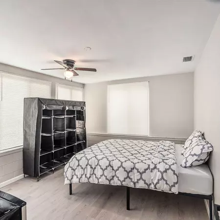 Coliving in Ybor City - Central Tampa, Tampa