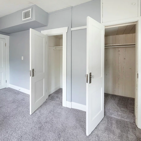 Coliving in Ybor City - Central Tampa, Tampa