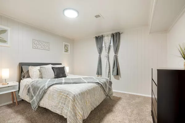 Coliving in Westminster - Outer Denver, Denver