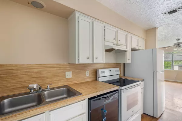 Coliving in San Marcos - South Austin, Austin