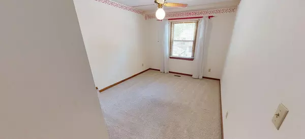 Coliving in Olathe - Outer KCK, Kansas City