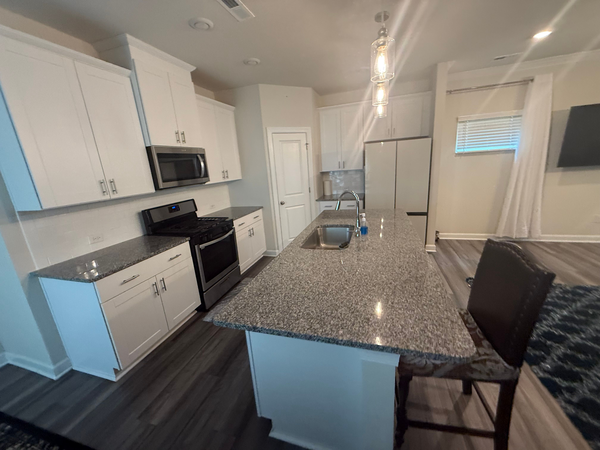 Coliving in Huntersville - North Charlotte, Charlotte