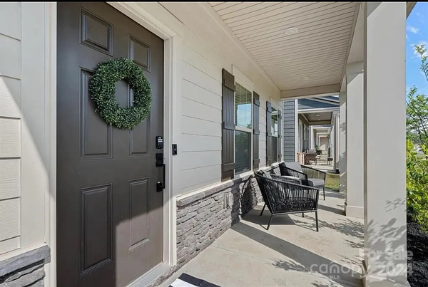 Coliving in Huntersville - North Charlotte, Charlotte