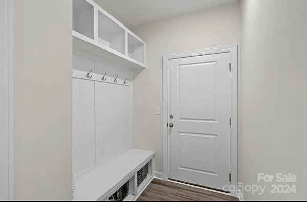 Coliving in Huntersville - North Charlotte, Charlotte