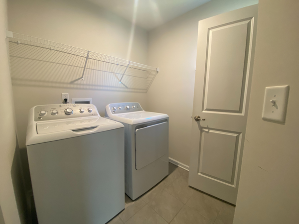 Coliving in Eagle Lake - West Charlotte, Charlotte