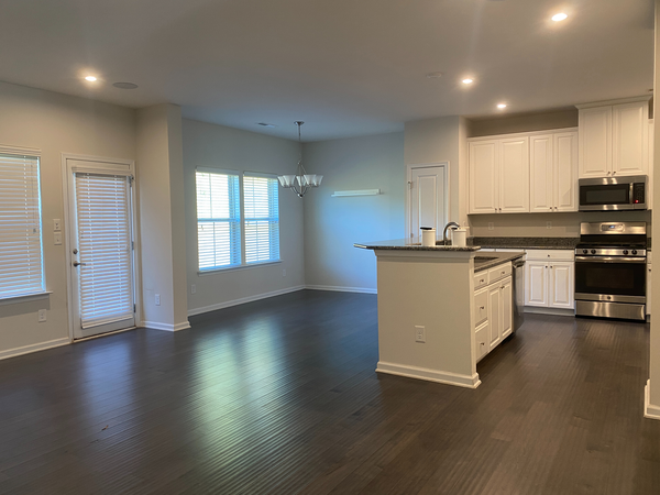 Coliving in Eagle Lake - West Charlotte, Charlotte