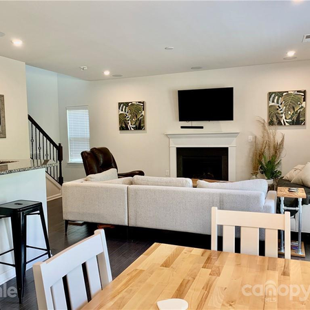 Coliving in Eagle Lake - West Charlotte, Charlotte