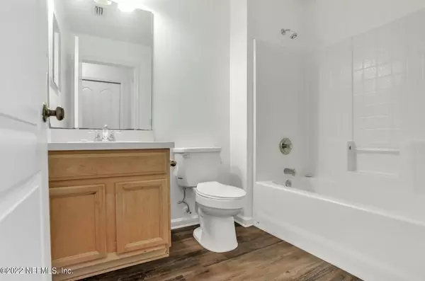 Coliving in Cedar Hills - Westside, Jacksonville