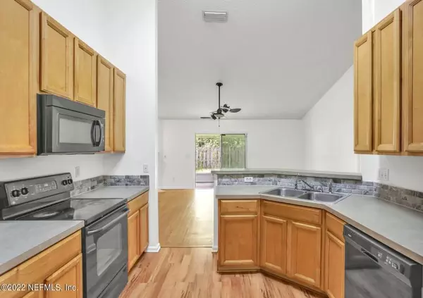 Coliving in Cedar Hills - Westside, Jacksonville