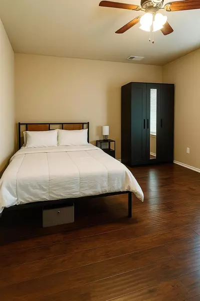 Coliving in Benbrook - Forth Worth, Dallas