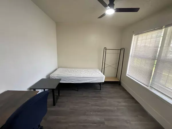 Coliving in Hutchins - Se Dallas, Dallas