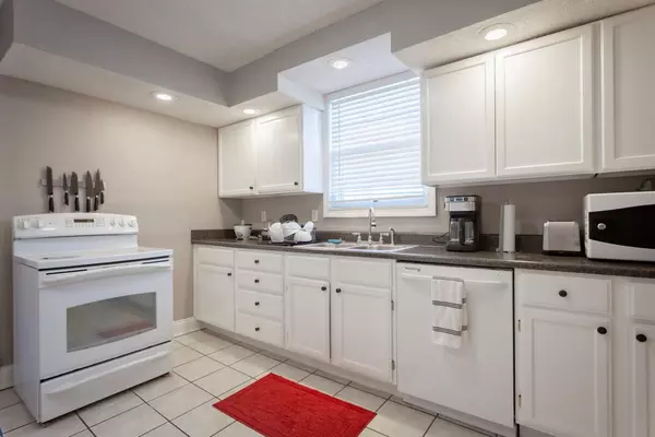 Coliving in Midtown-Westport - KCMO, Kansas City