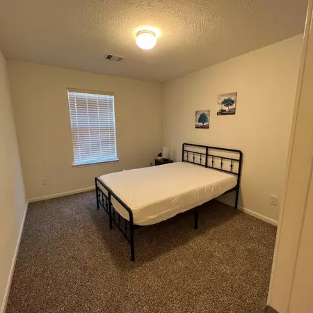 Coliving in Greater Greenspoint - Ne Houston, Houston