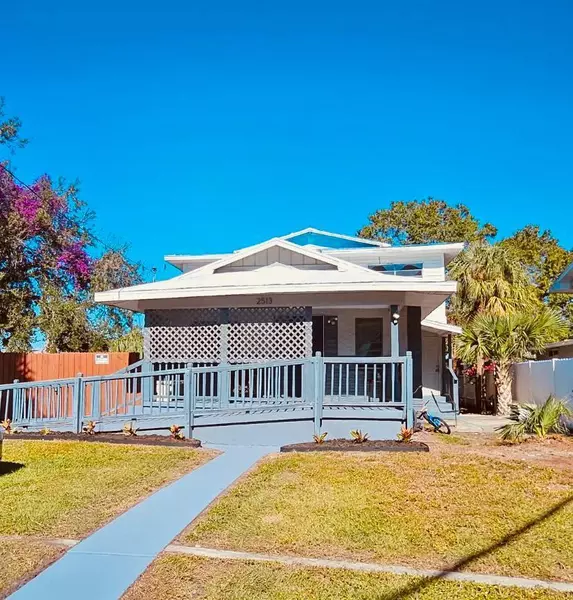 Coliving in Macfarlane Park - West Tampa, Tampa