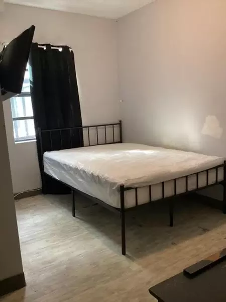 Coliving in Macfarlane Park - West Tampa, Tampa