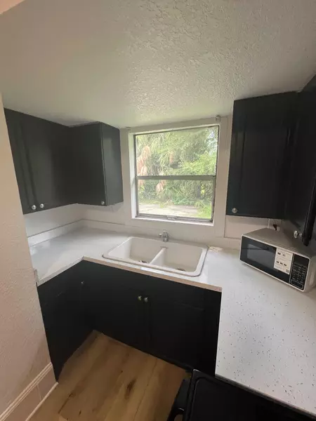 Coliving in Plant City - East Tampa, Tampa
