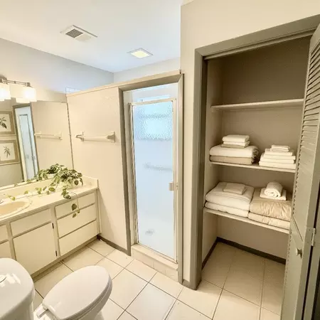 Coliving in Macfarlane Park - West Tampa, Tampa