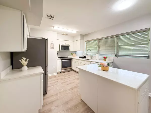 Coliving in Clearwater - Clearwater-St. Petersburg, Tampa