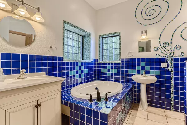 Coliving in Uptown Denver - Center Denver, Denver