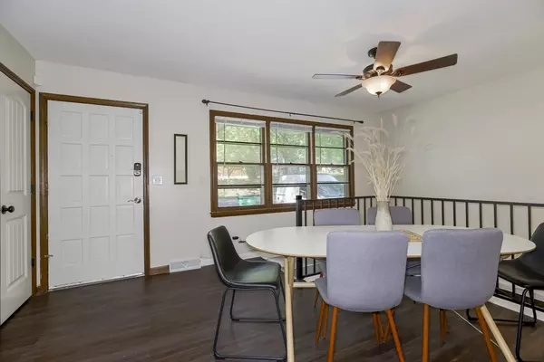 Coliving in Blue Springs - Outer KCMO, Kansas City