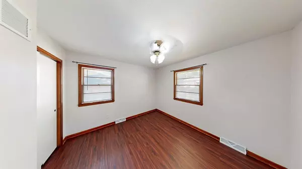 Coliving in Blue Springs - Outer KCMO, Kansas City