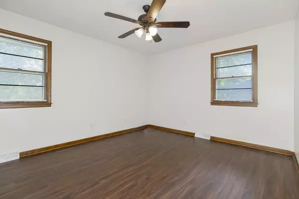 Coliving in Blue Springs - Outer KCMO, Kansas City