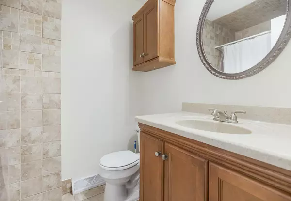 Coliving in Blue Springs - Outer KCMO, Kansas City