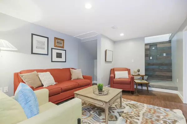 Coliving in Blue Springs - Outer KCMO, Kansas City