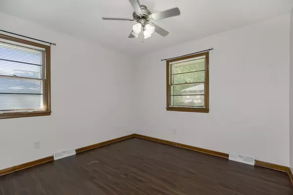 Coliving in Blue Springs - Outer KCMO, Kansas City