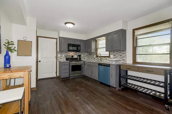 Coliving in Blue Springs - Outer KCMO, Kansas City
