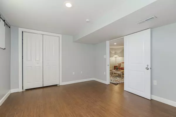 Coliving in Blue Springs - Outer KCMO, Kansas City