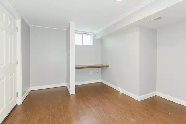 Coliving in Blue Springs - Outer KCMO, Kansas City