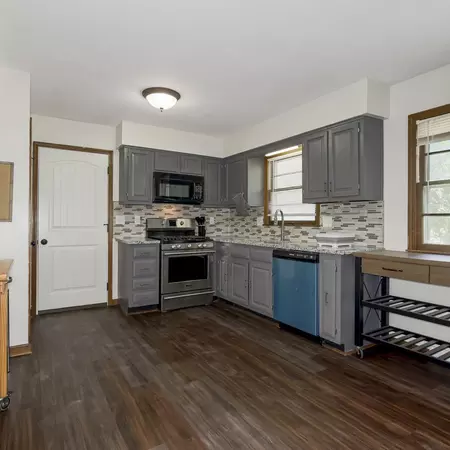 Coliving in Blue Springs - Outer KCMO, Kansas City