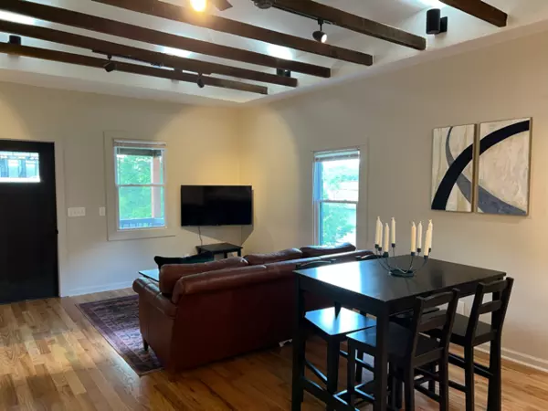 Coliving in Downtown Durham - Durham, Raleigh